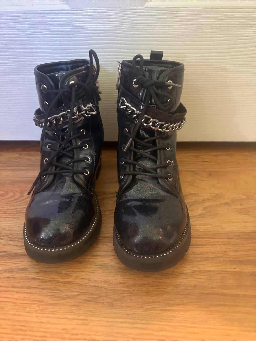 Vince Camuto Black Patent Lace-Up Kids Combat Boots with Chain Detail